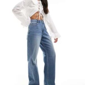 Hollister Ultra High Rise Baggy women’s Jeans 100% cotton